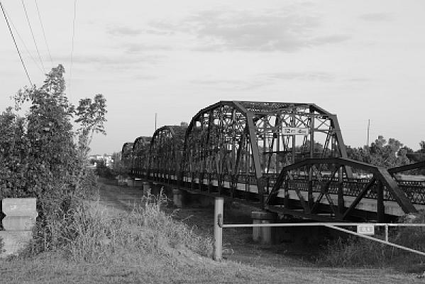 Old US-66 over North Canadian River